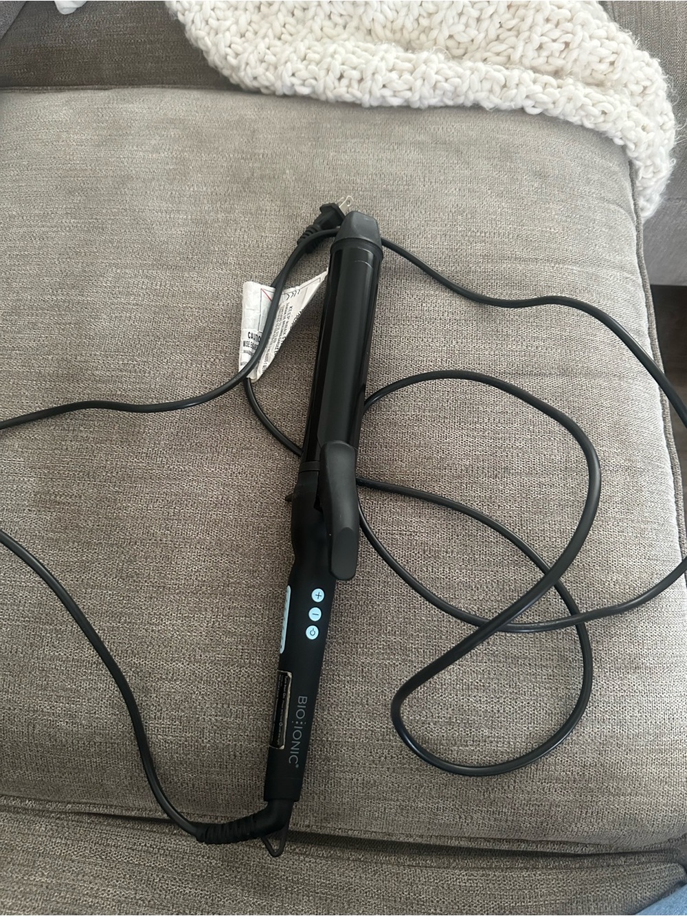 Bio Ionic Black Ceramic Curling Iron - Black 1.5